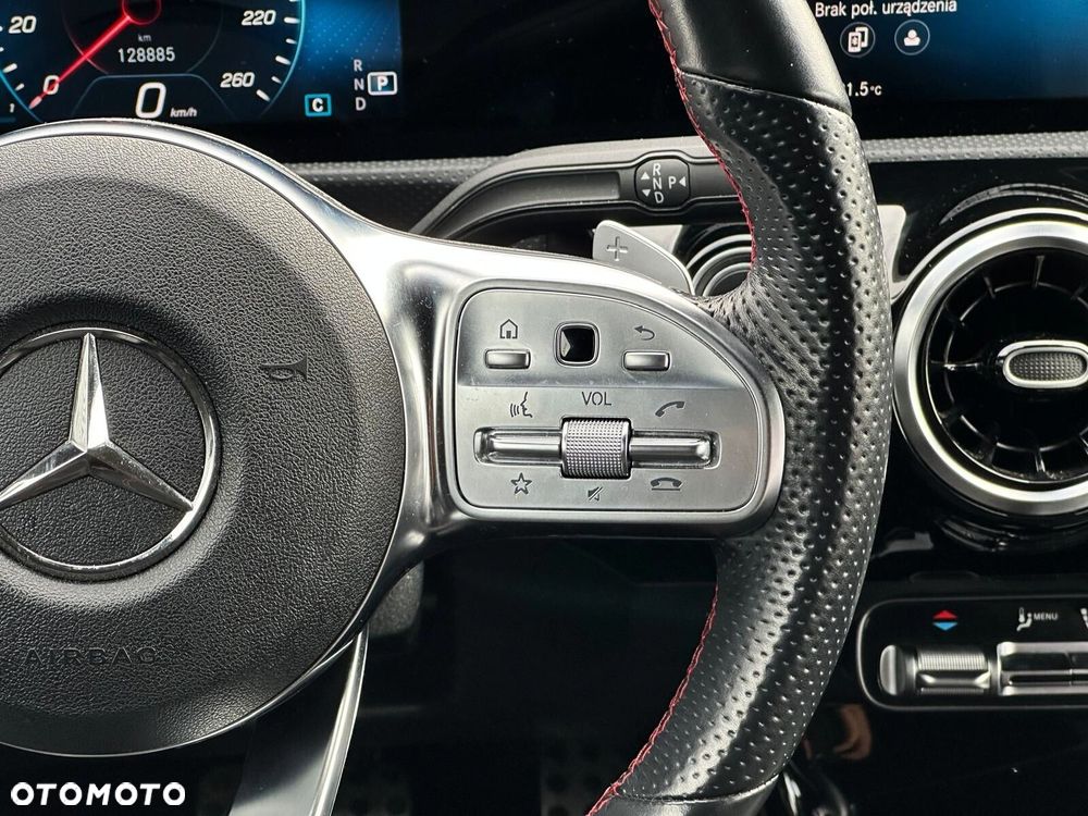 Mercedes-Benz CLA - 11