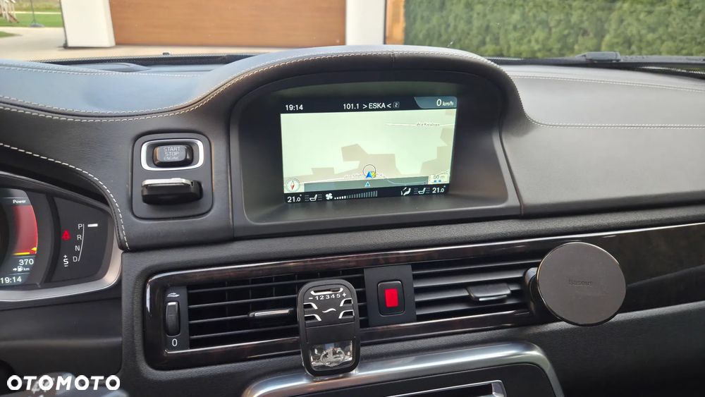 Volvo XC 70 D5 AWD Summum - 25