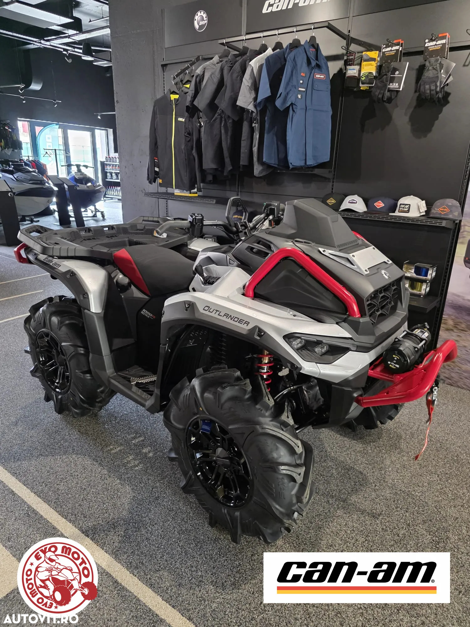 Can-Am Outlander - 8