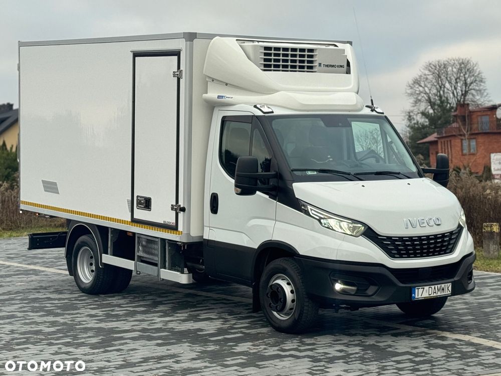 Iveco Daily‼️72C18‼️3.0 HI-MATIC Chłodnia/Mroźnia zakres -32C/+22C THERMO KING V-500 MAX Źródło Zasilania 400V Grube Ściany/Podłoga Przegroda komorowa‼️ Full LED na bliźniaku Salon Polska Poduszki Pneumatyczne DMC7200kg - 2