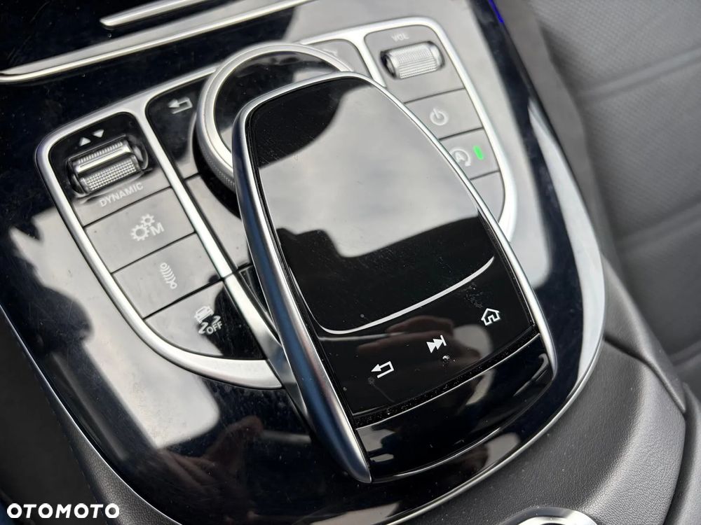 Mercedes-Benz Klasa E AMG 63 4-Matic+ - 26