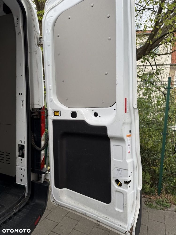 Ford Transit - 9