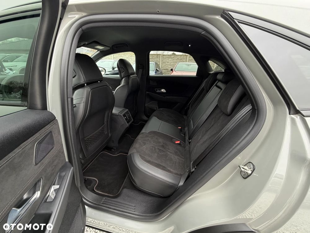 DS Automobiles DS 7 Crossback 1.6 E-Tense Performance Line + - 30