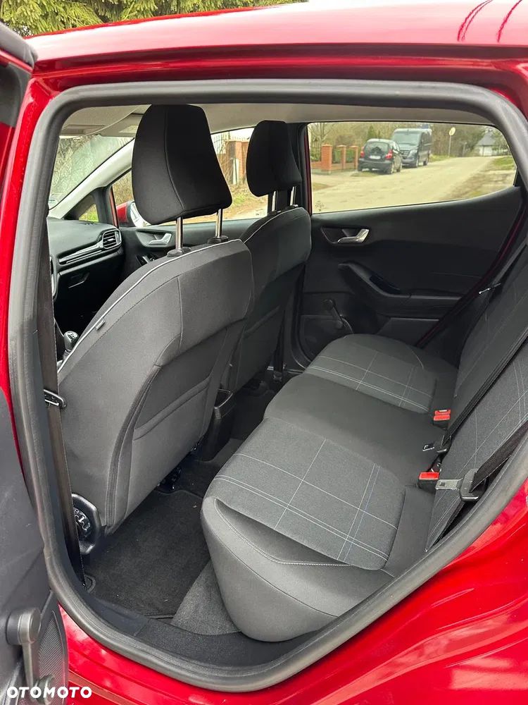 Ford Fiesta 1.1 S&S TITANIUM - 31