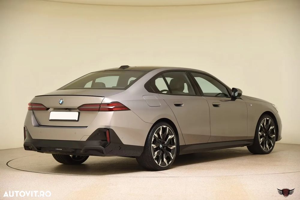 BMW Seria 5 520d xDrive Aut. - 4
