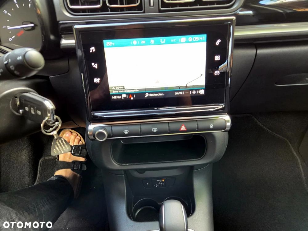 Citroën C3 1.2 PureTech Shine EAT6 - 10