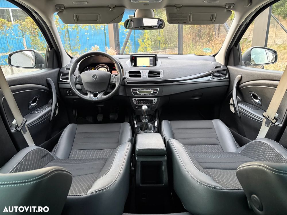 Renault Megane ENERGY TCe 130 Start & Stop Bose Edition - 8