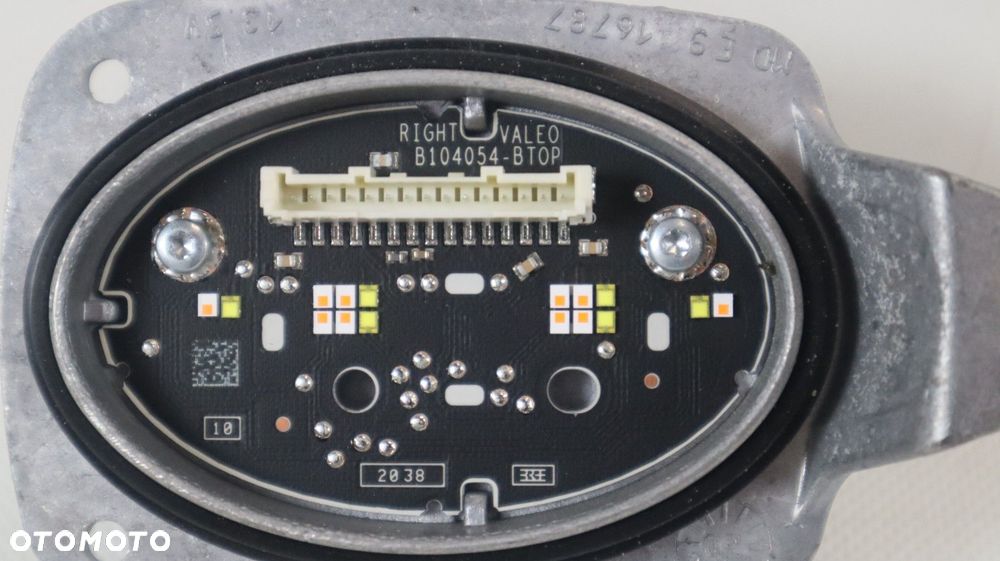 VOLVO XC40 MODUŁ PRZETWORNICA LED PRAWY 90122311 - 4