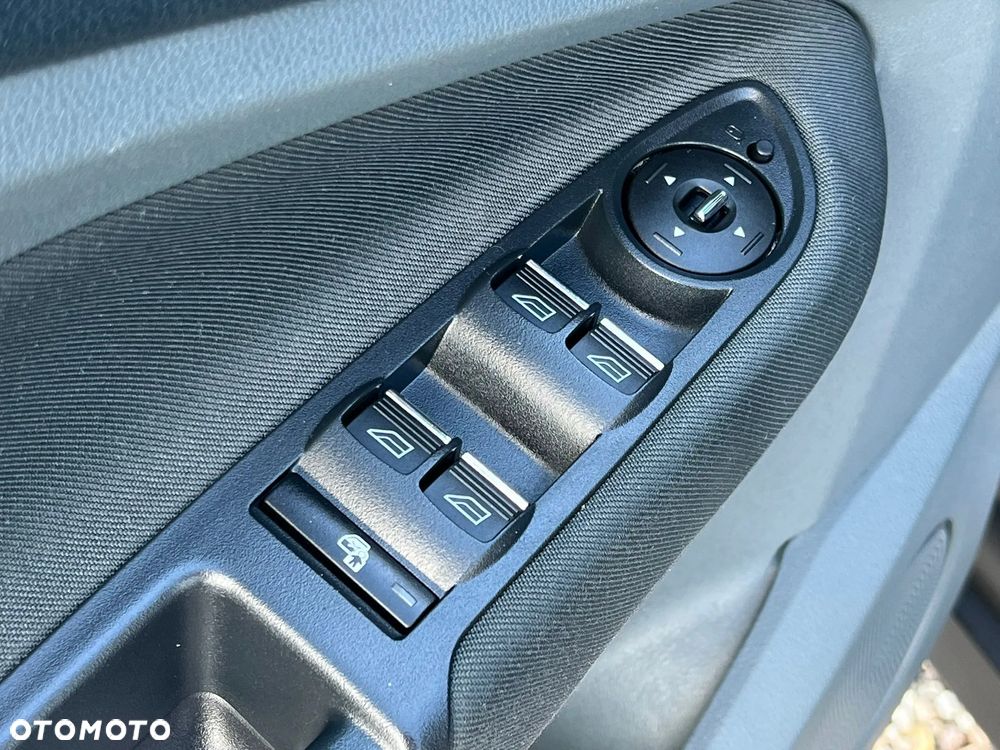 Ford C-MAX 2.0 TDCi Titanium MPS6 - 22