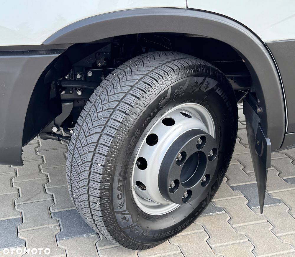 Iveco Daily‼️72C18‼️2021r 3.0 HI-MATIC Chłodnia/Mroźnia zakres -32C THERMO KING V-500 MAX Źródło Zasilania 400V Grube Ściany/Podłoga Przegroda komorowa‼️ Full LED na bliźniaku Salon Polska DMC7200kg - 30