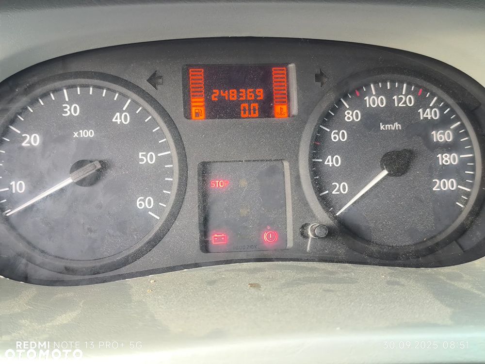 Renault Trafic - 8