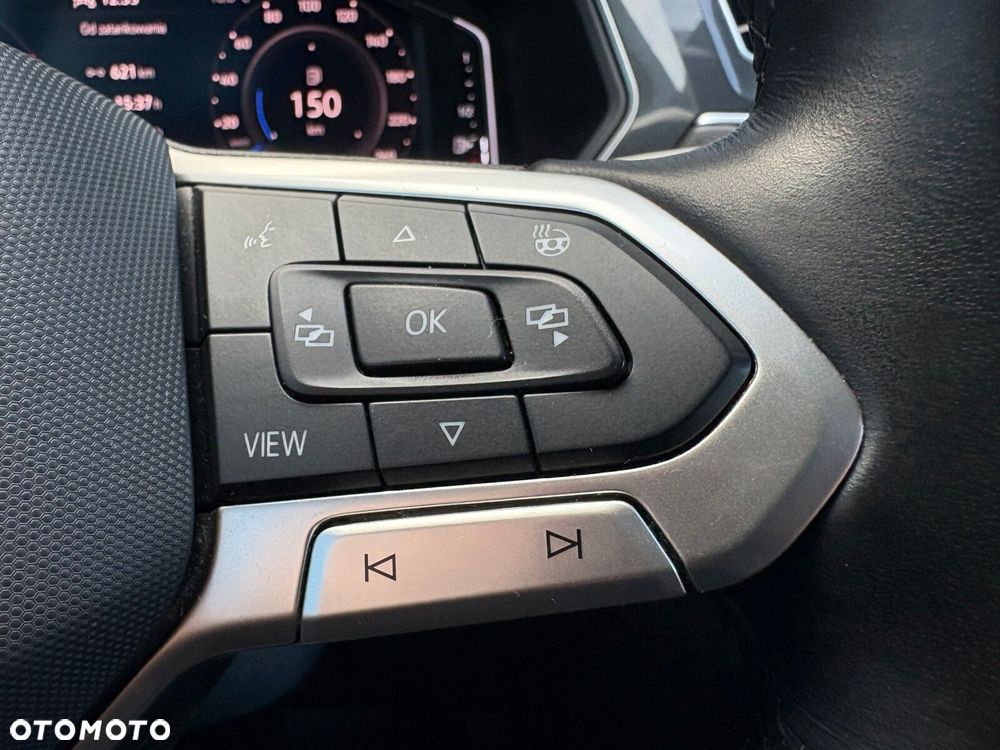 Volkswagen Tiguan - 25
