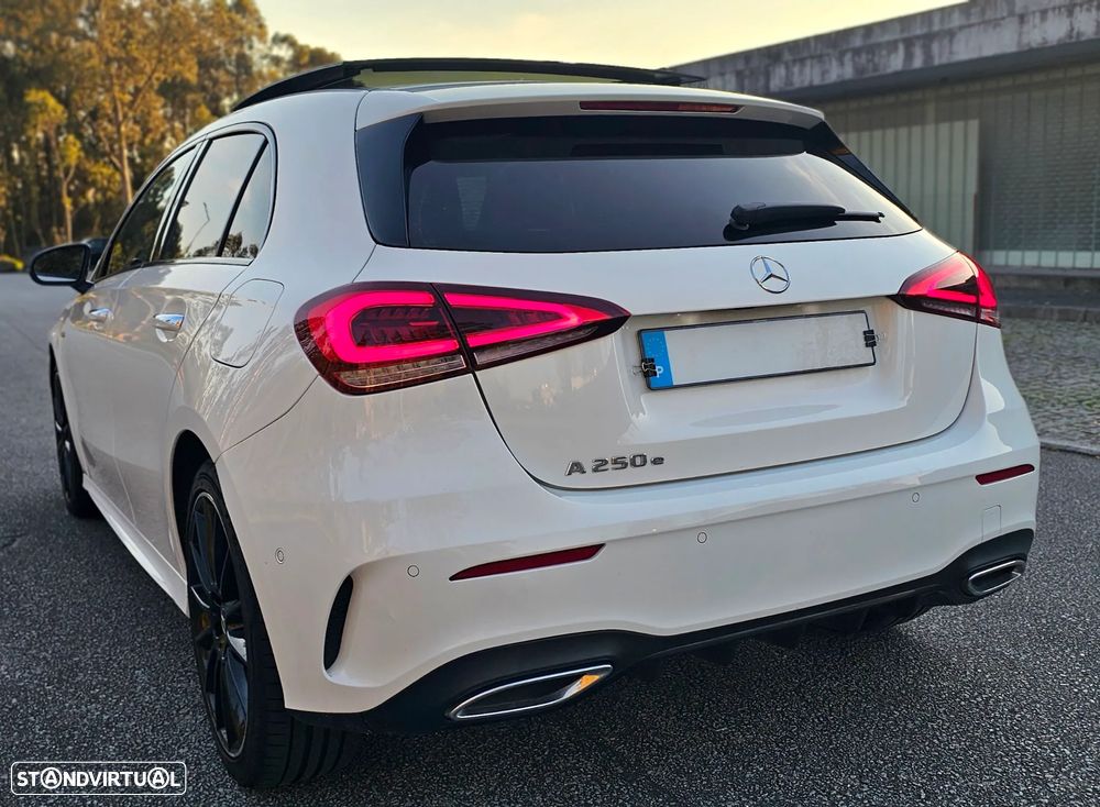 Mercedes-Benz A 250 e 8G-DCT AMG Line - 44