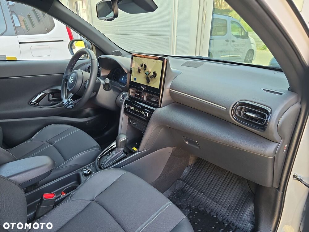 Toyota Yaris Cross Hybrid 1.5 Premiere Edition AWD - 15