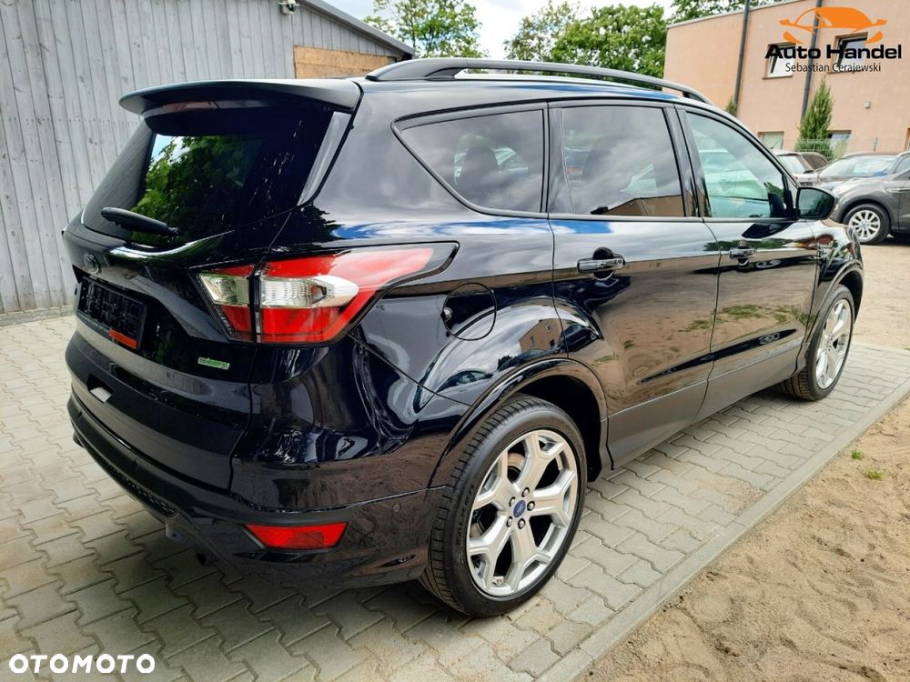 Ford Kuga 1.5 EcoBoost 2x4 ST-Line - 16