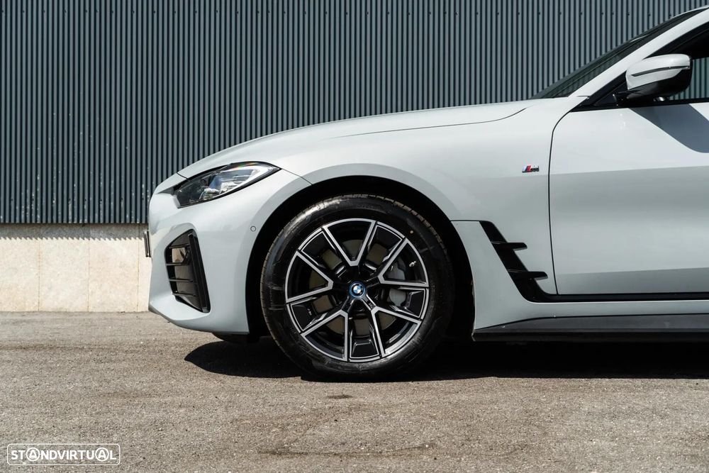 BMW i4 eDrive40 Pack Desportivo M - 36