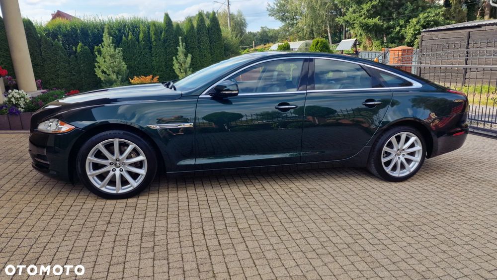 Jaguar XJ - 4