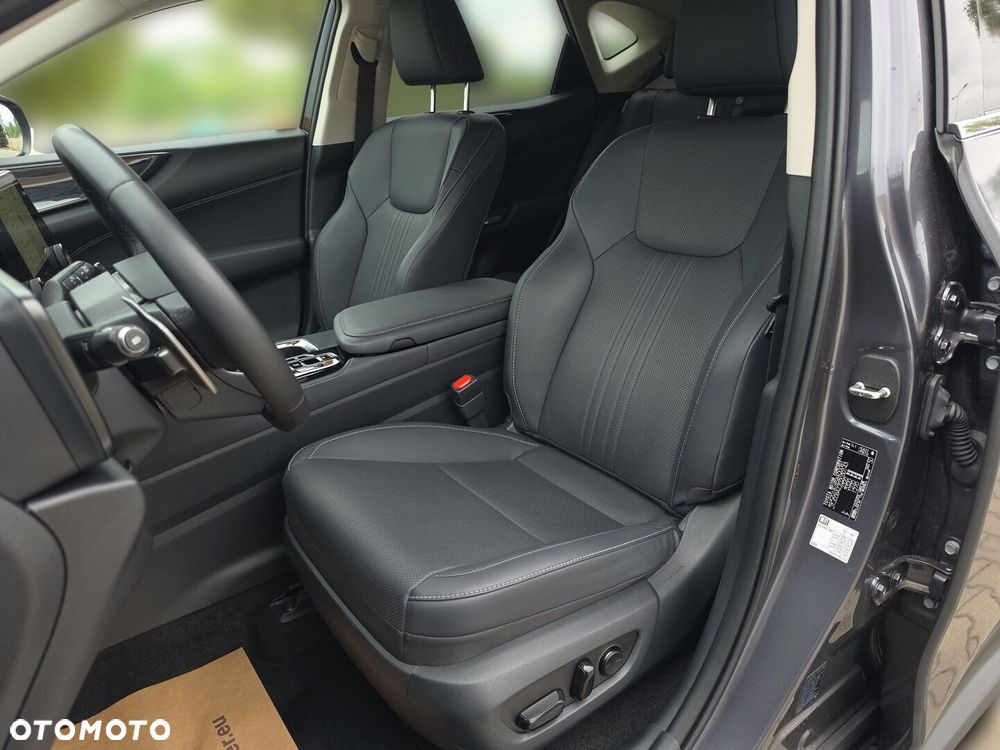 Lexus NX - 11