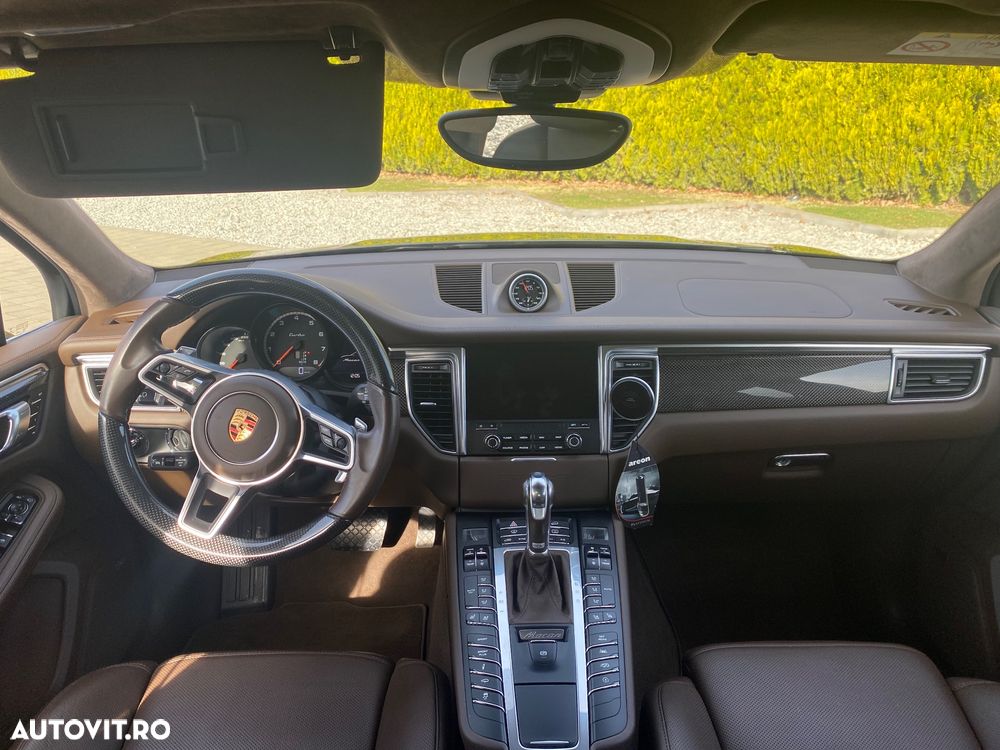 Porsche Macan Turbo PDK mit Performance Paket - 7