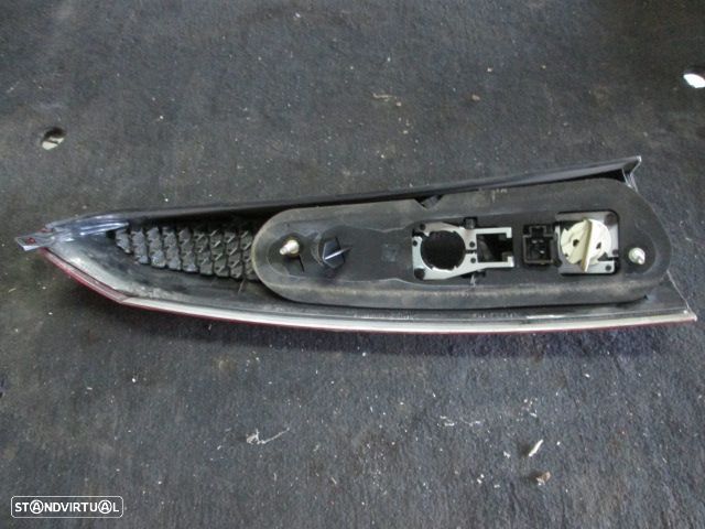 Farol Tras REF0774 VOLVO V70 2005 5P SW DRT - 2