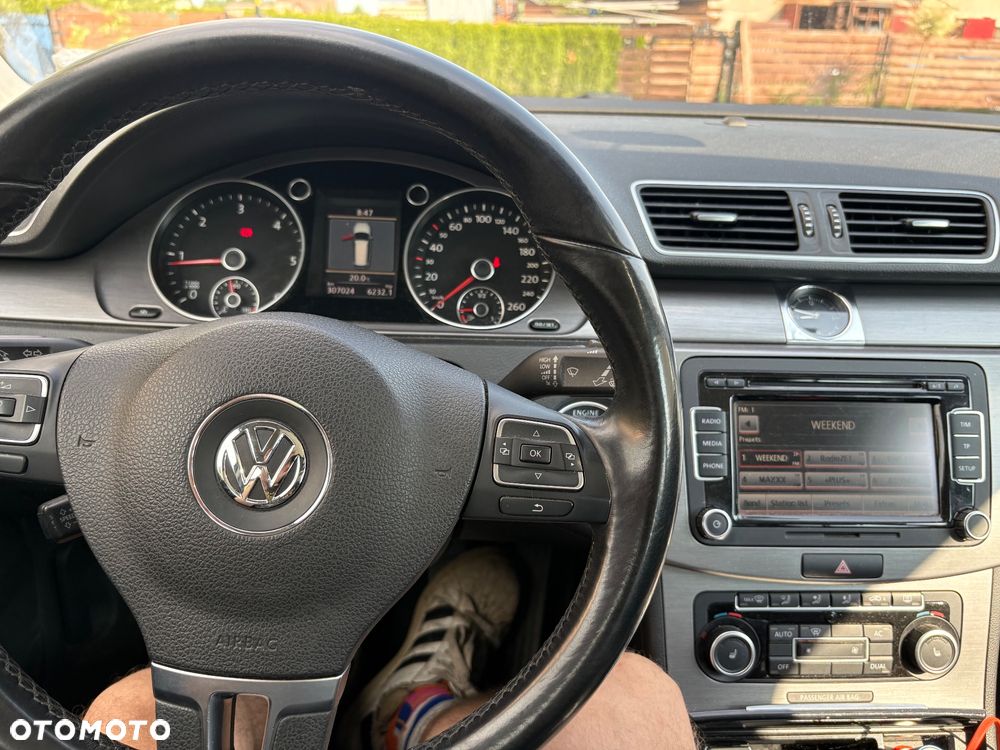 Volkswagen Passat - 5