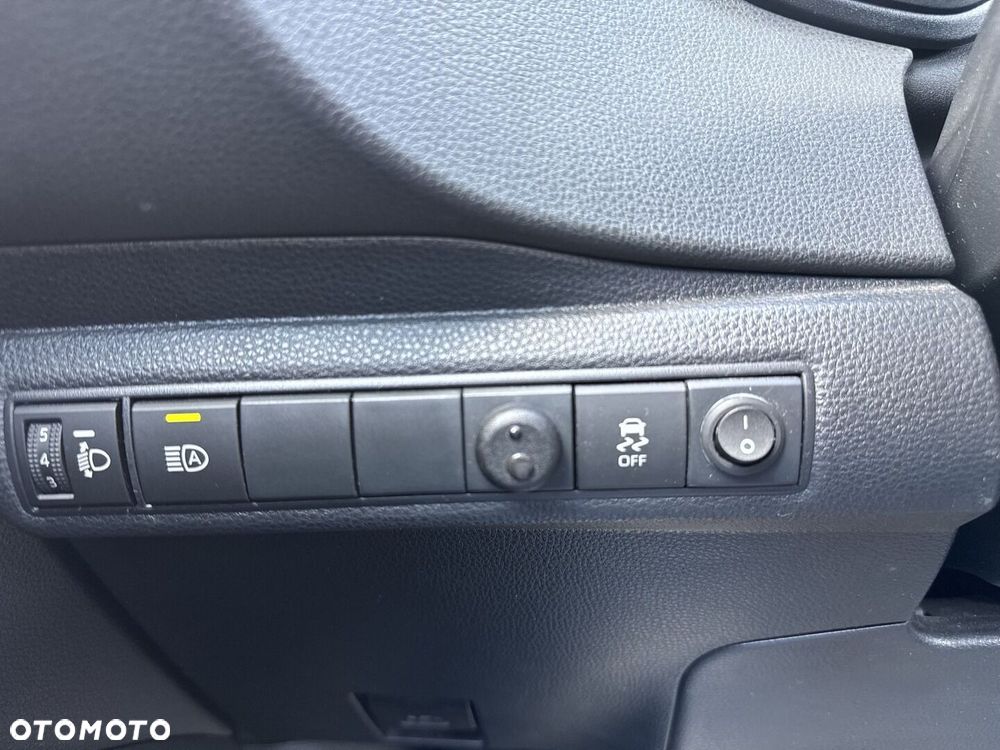 Toyota Corolla 1.8 Hybrid Active - 23