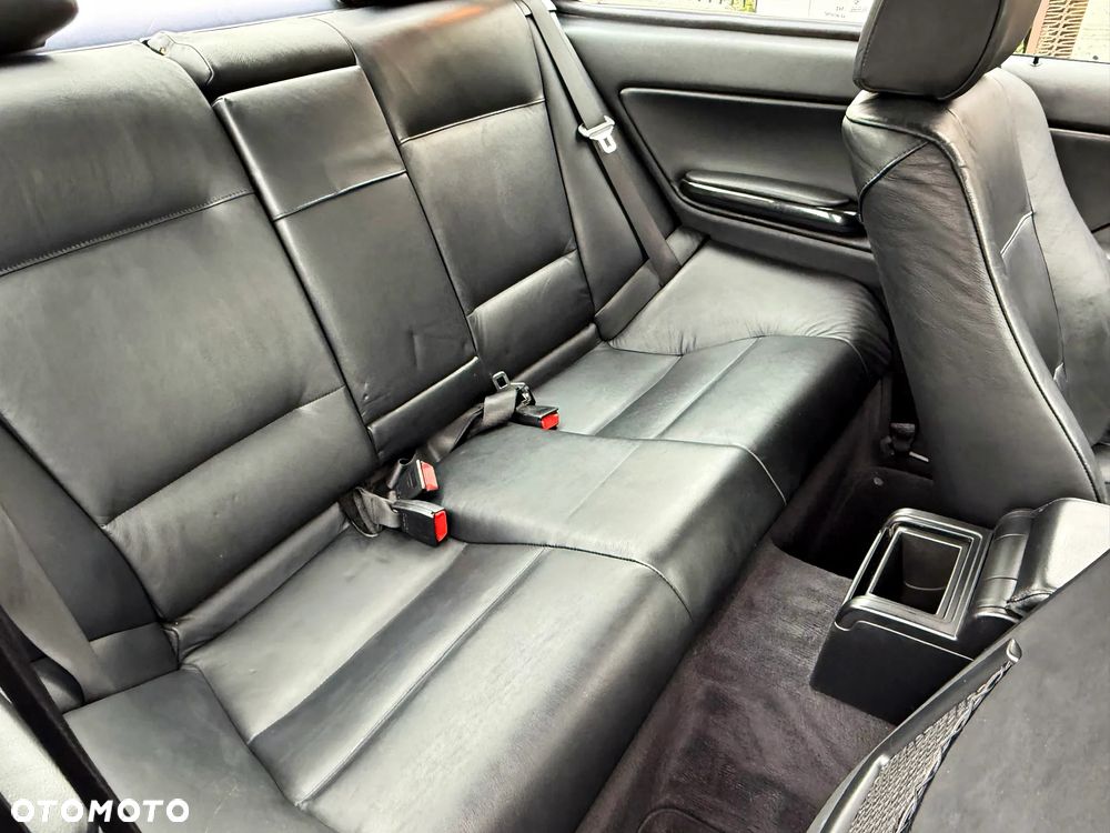 BMW Seria 3 328Ci - 36