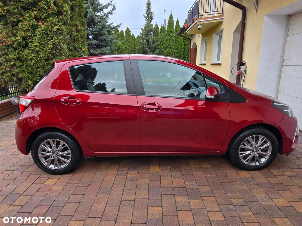 Toyota Yaris 1.5 Dynamic - 22