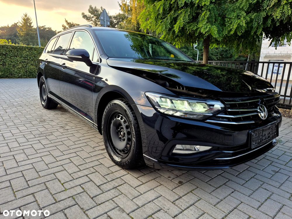 Volkswagen Passat - 10
