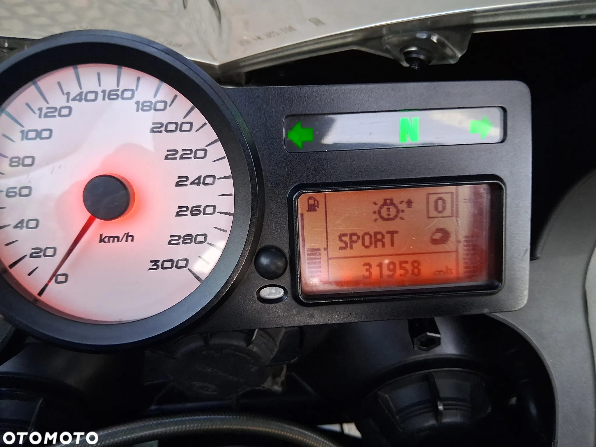 BMW K - 8