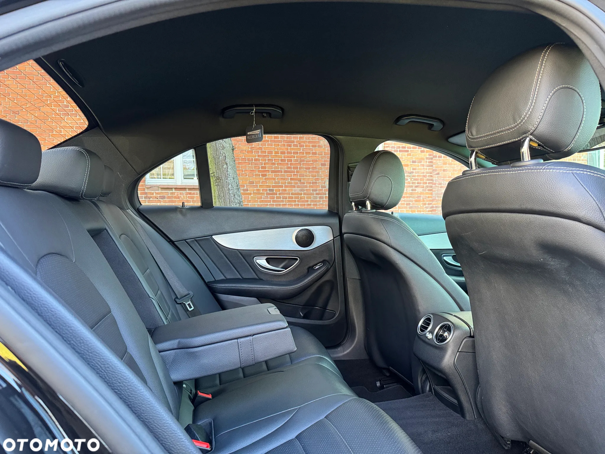 Mercedes-Benz Klasa C 180 (BlueTEC) d 7G-TRONIC AMG Line - 30