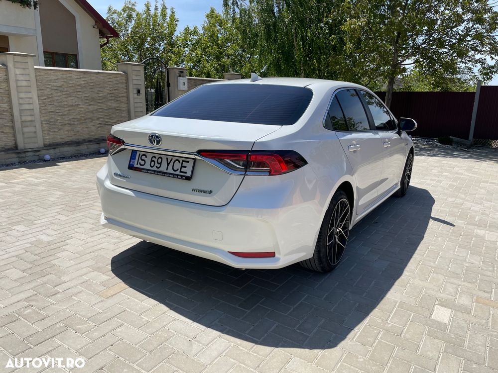 Toyota Corolla - 3