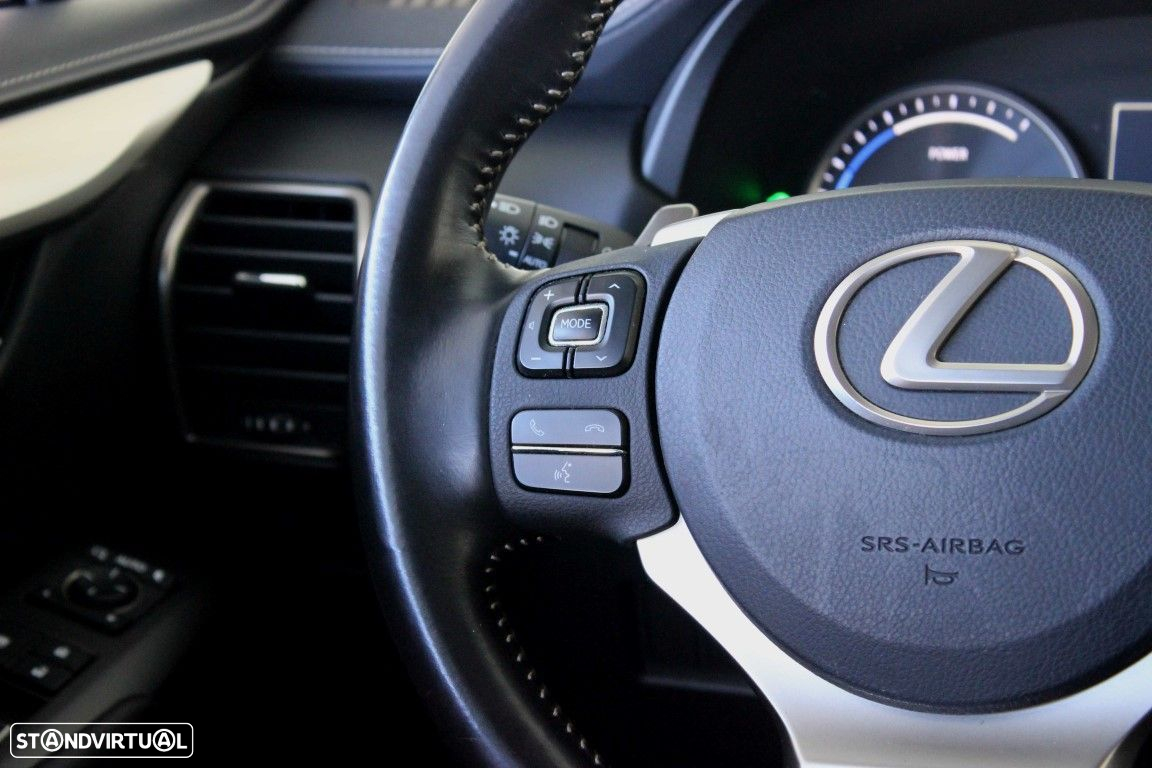 Lexus NX 300h Executive - 22
