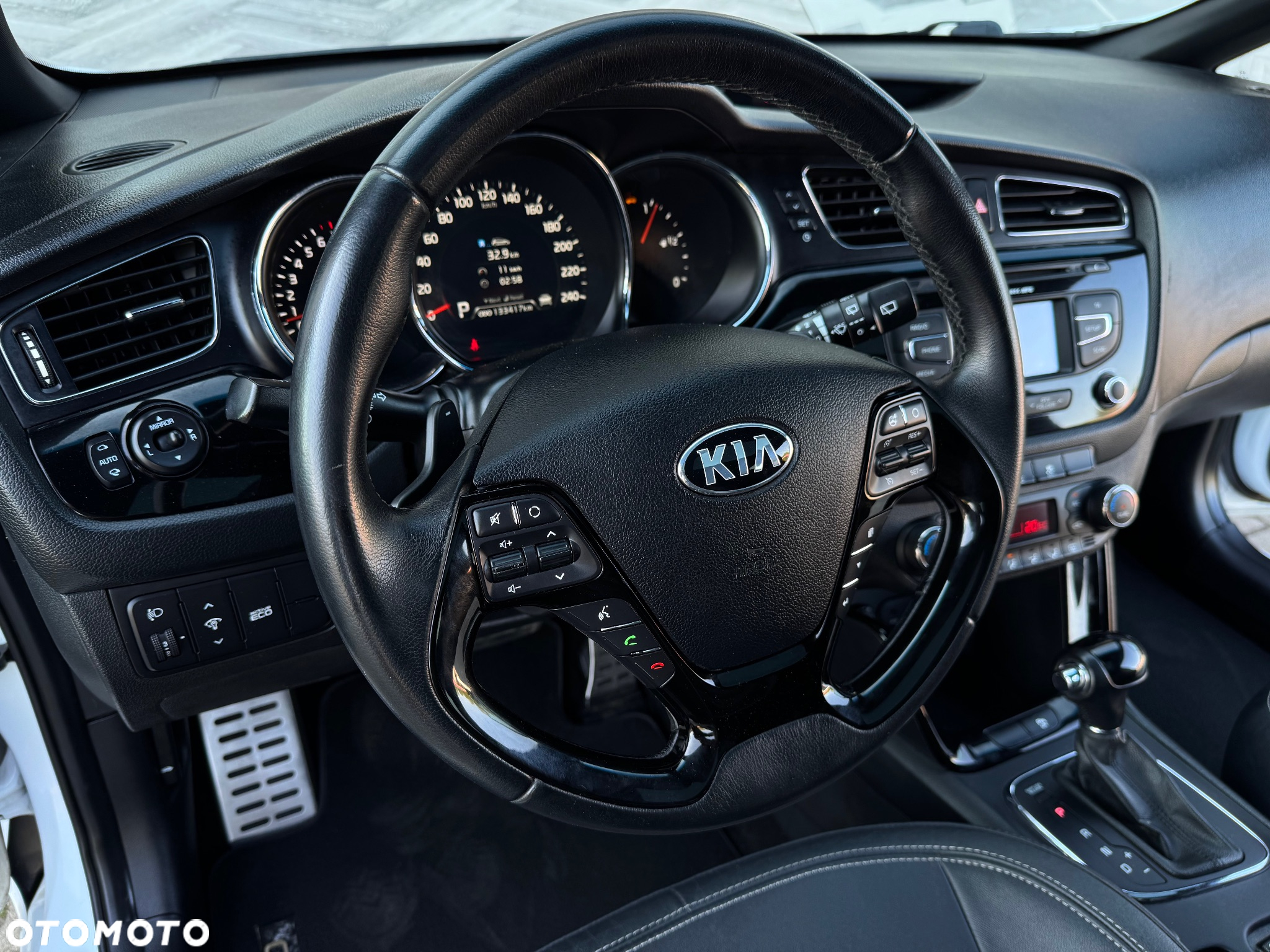 Kia ProCeed - 16