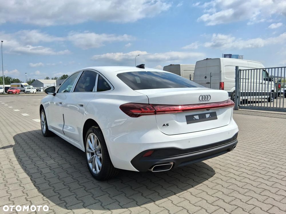 Audi A5 Limousine - 3