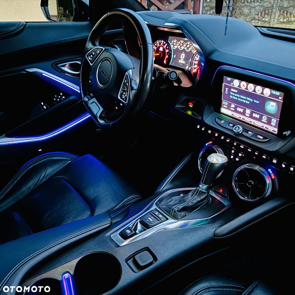 Chevrolet Camaro - 18