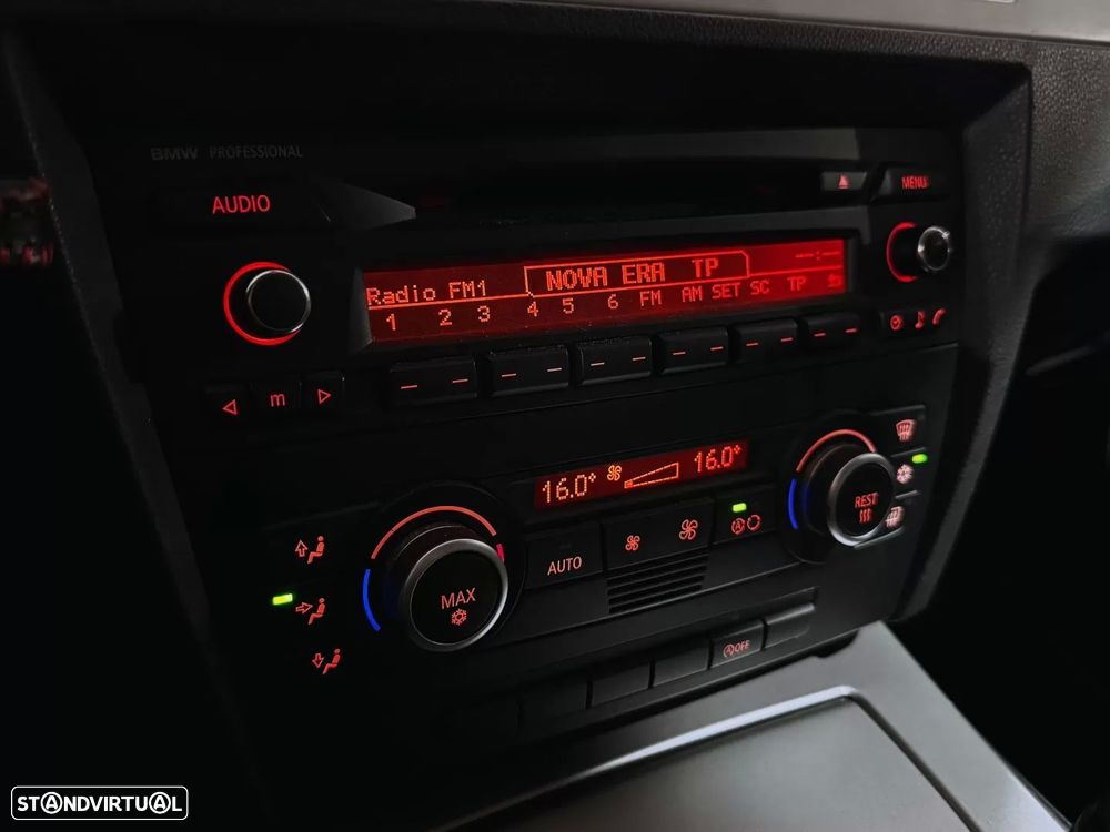 BMW 320 d Touring Sport - 14