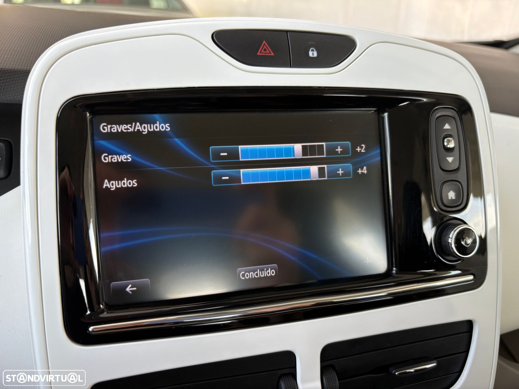Renault Zoe (c/ Bateria) Life 40 Q90 - 24