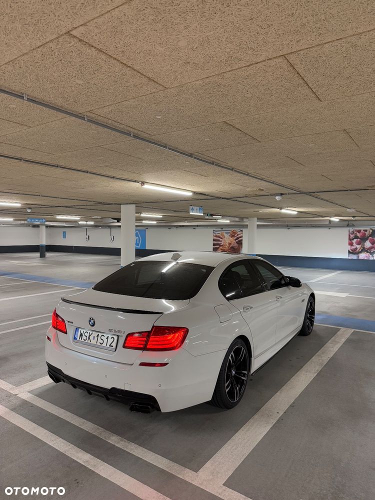 BMW Seria 5 535i xDrive - 12