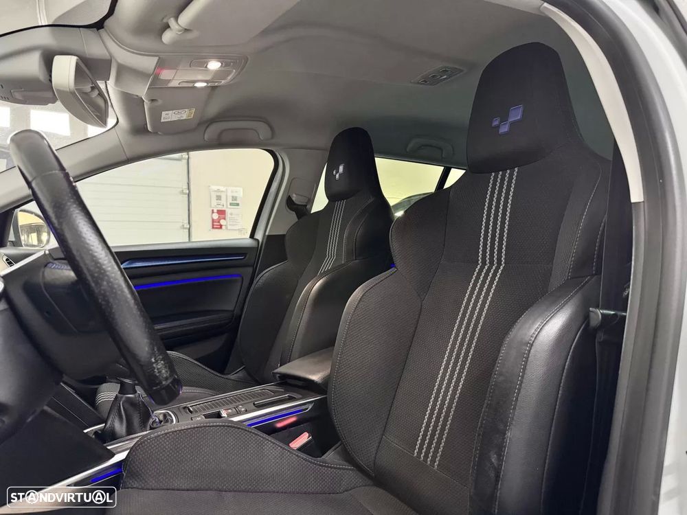 Renault Mégane Sport Tourer 1.5 Blue dCi GT Line - 24