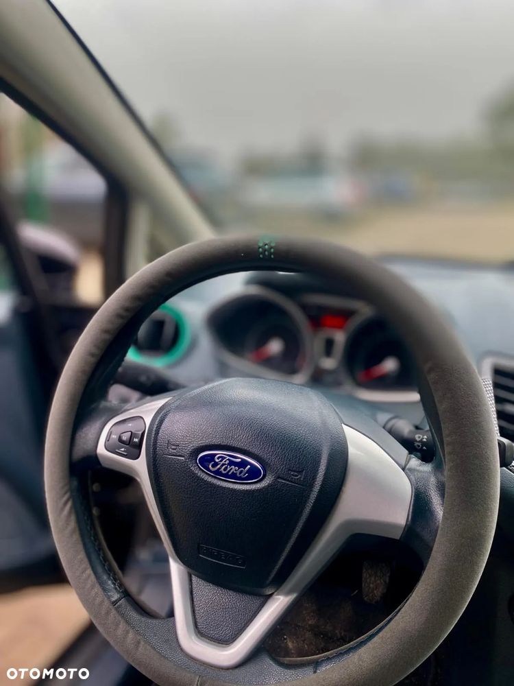 Ford Fiesta 1.25 Ambiente - 6