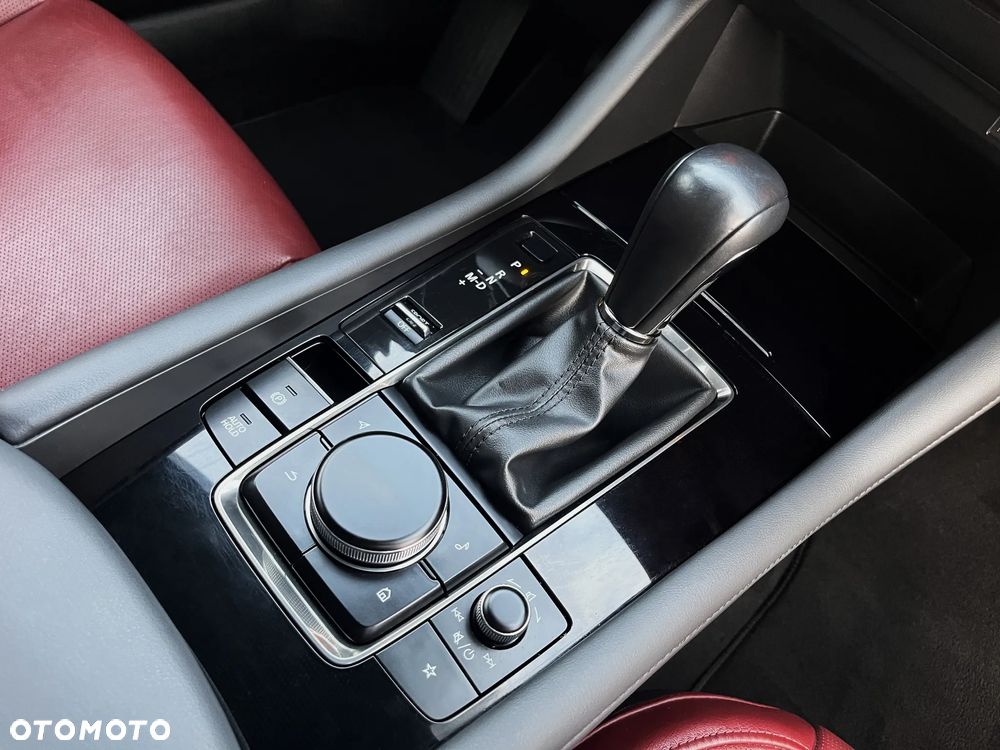 Mazda 3 2.0 mHEV AWD Enso - 23