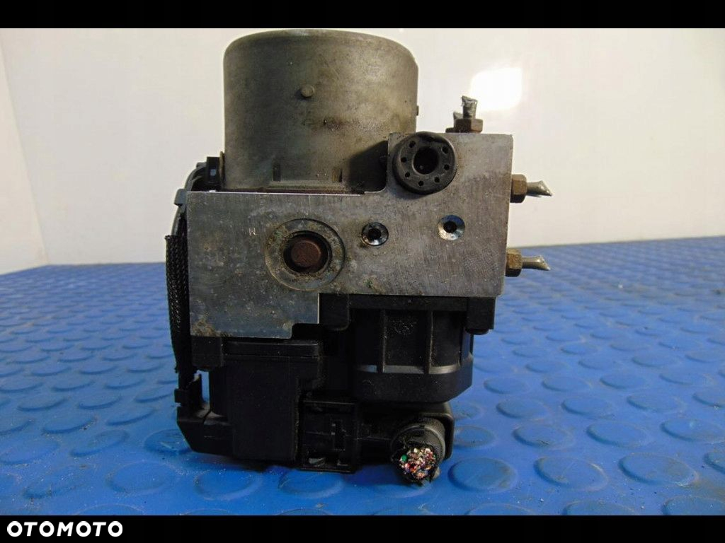 TOYOTA COROLLA 2.0 D POMPA ABS 8273004571 - 4