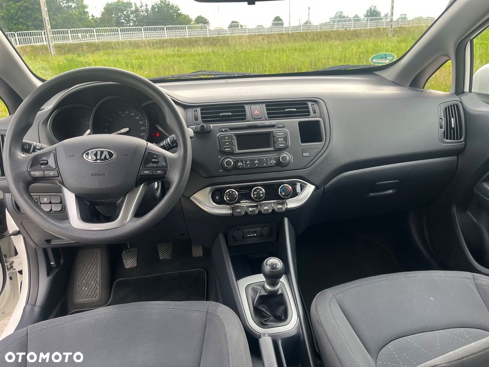 Kia Rio 1.2 Edition 7 - 16