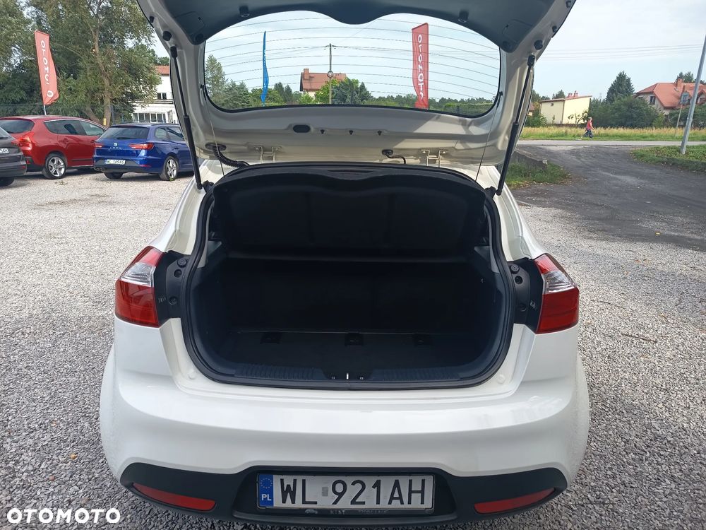 Kia Rio 1.2 Spirit - 28