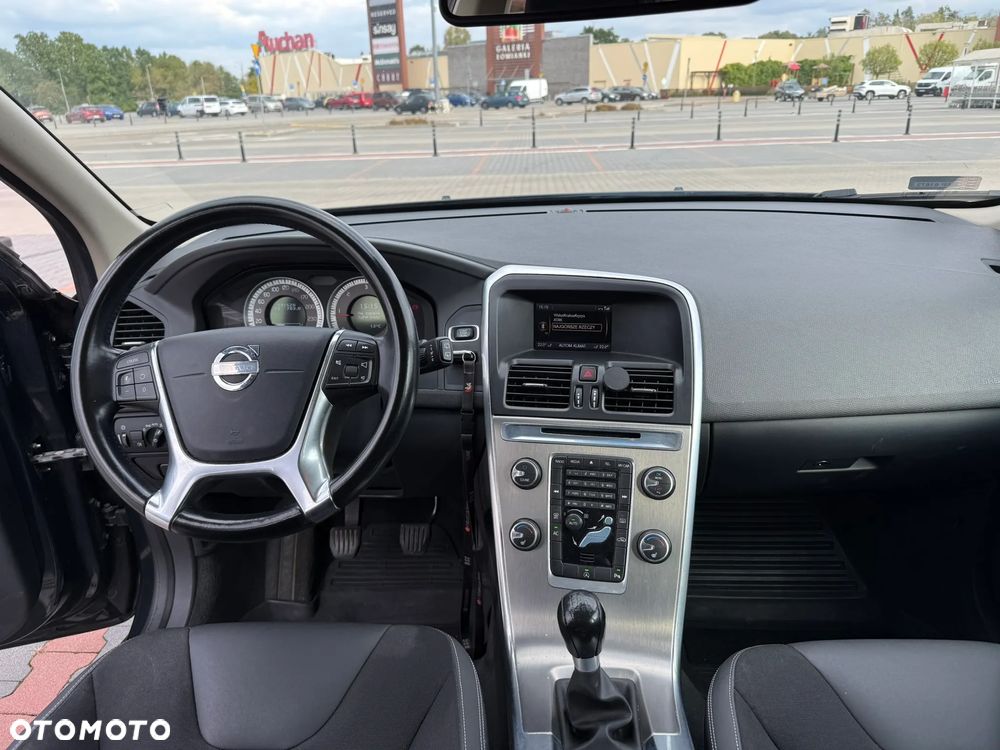 Volvo XC 60 D4 Momentum - 14