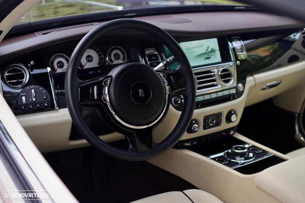 Rolls Royce Wraith 6.6 Twin-Turbo V12 - 18