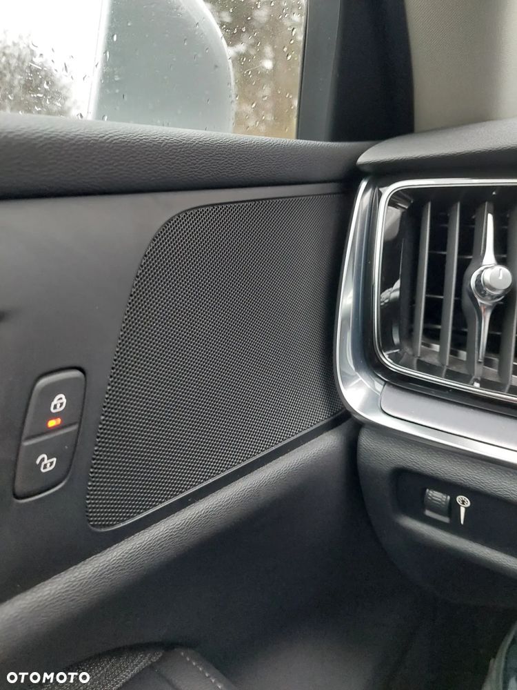 Volvo V60 D4 Momentum Pro - 15