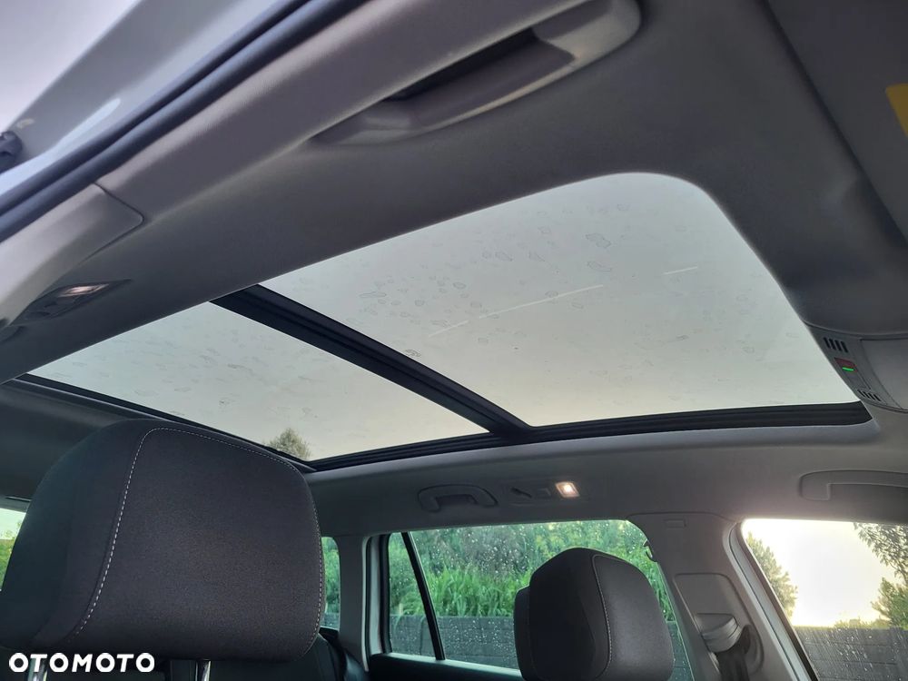 Volkswagen Passat 2.0 TDI SCR DSG Business - 22