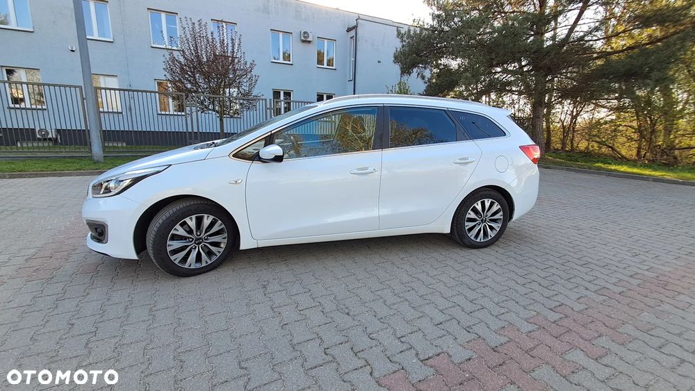 Kia Ceed 1.6 CRDi GT Line - 9